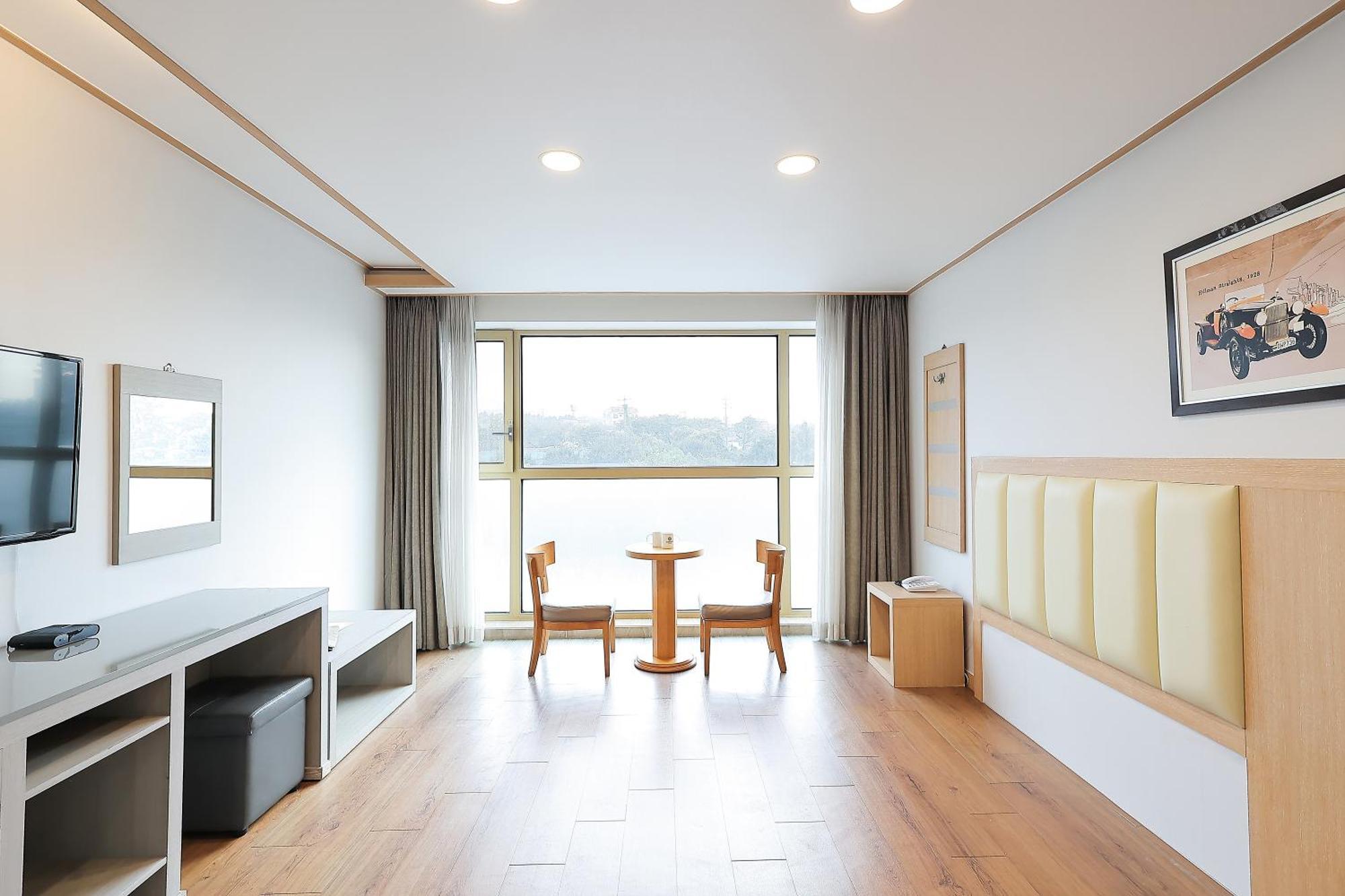 Shin Shin Hotel Jeju City エクステリア 写真