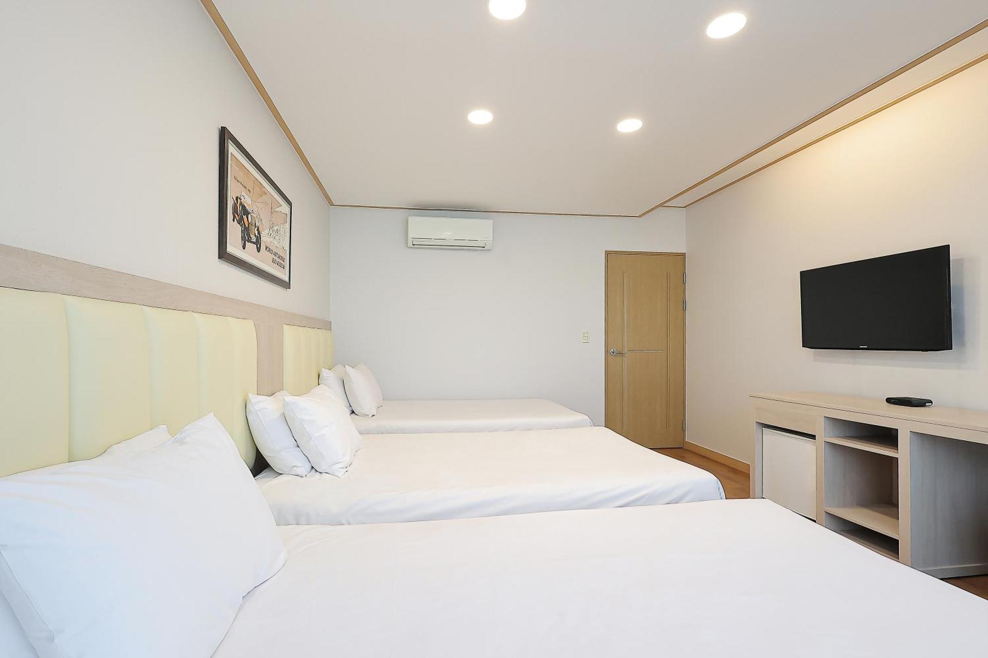 Shin Shin Hotel Jeju City エクステリア 写真